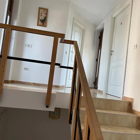 Vila Dany&camy Guest house *